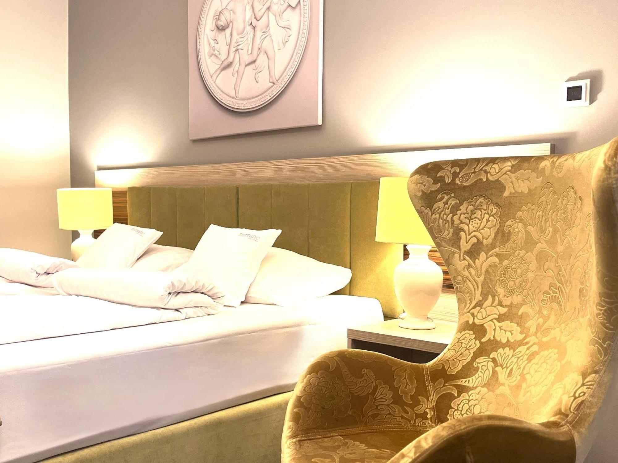 Fortune Old Town Boutique Hotel Познань Экстерьер фото
