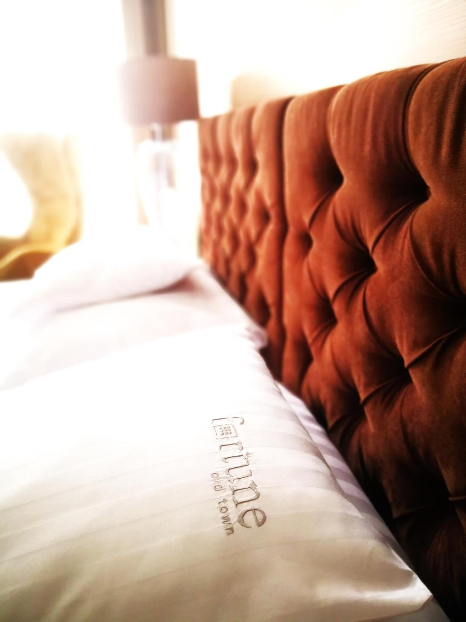 Fortune Old Town Boutique Hotel Познань Экстерьер фото